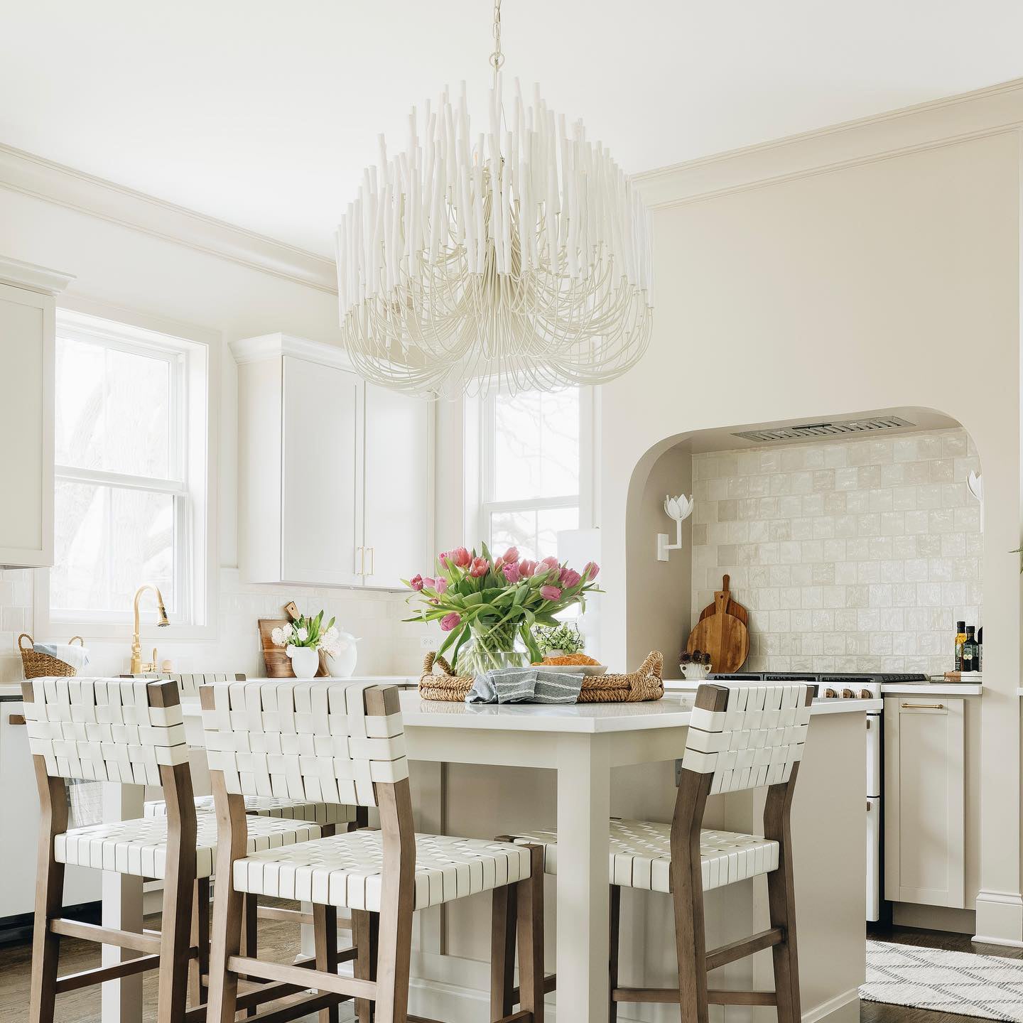 Layered Wood Rod Multi-Light Chandelier